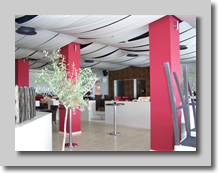 Επένδυση με γυψοσανίδα στις κολώνες του καταστήματος