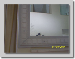 Αποψη του τζακιού μετα την διακόσμηση με γύψινα.